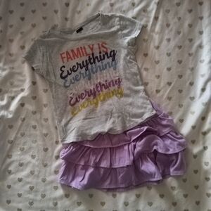 10/$40 Girl's 2pc. Outfit